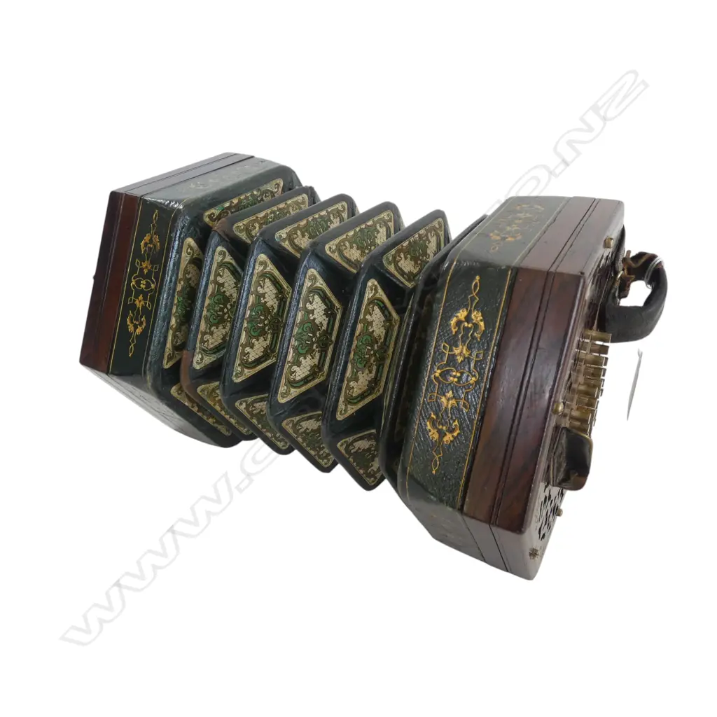 VICTORIAN CONCERTINA in FITTED MAHOGANY CASE Image 1++
