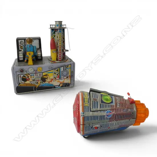 2 JAPANESE TIN TOYS; SPACE THEME H.190mm