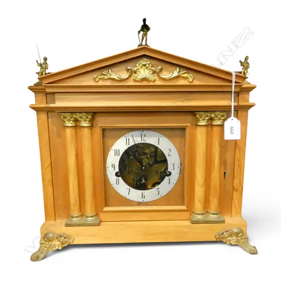 MANTLE CLOCK three figural finials, key H.420mm