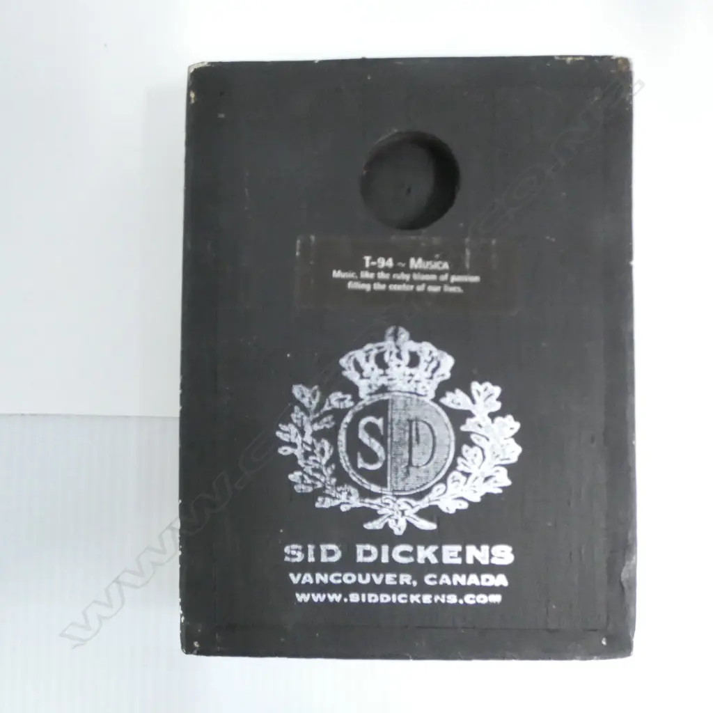 MORRIS & JAMES PLATE 365mm dia, SID DICKENS TILE, WASH JUG H.300mm Image 1++