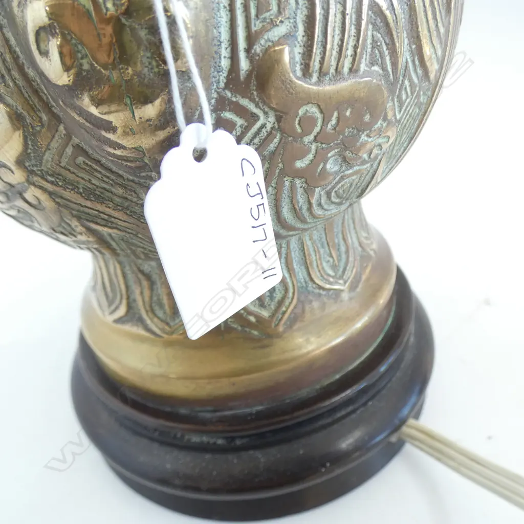BRASS BOWL on ELEPHANT TRIPOD STAND, Dia.170mm Image 1++
