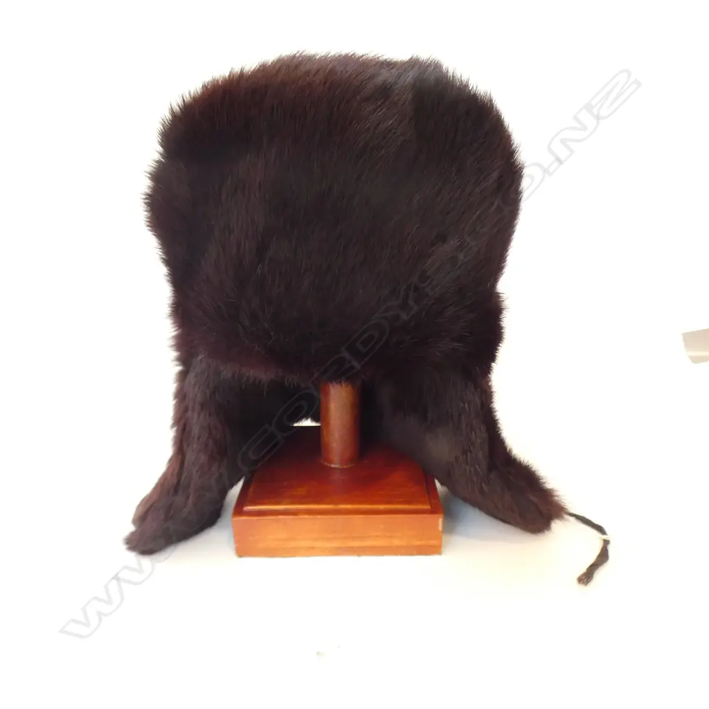 RUSSIAN FUR HAT Image 1++
