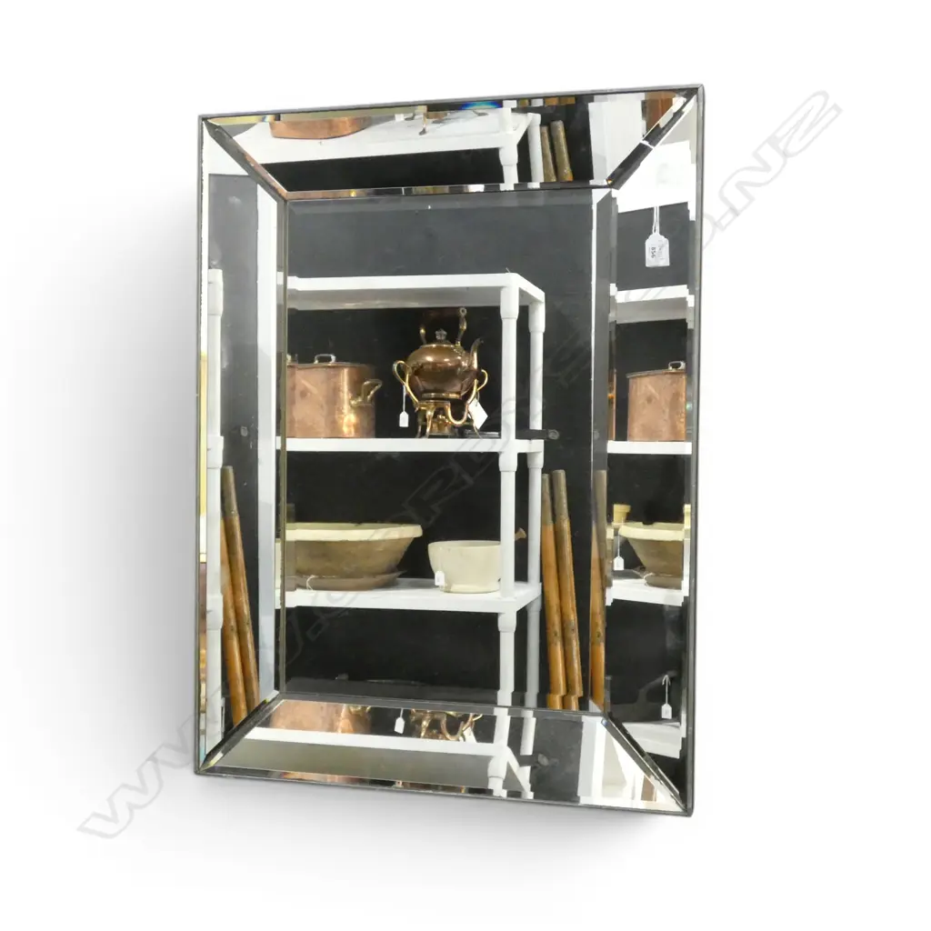 MODERN MIRROR 820x615mm Image 1++
