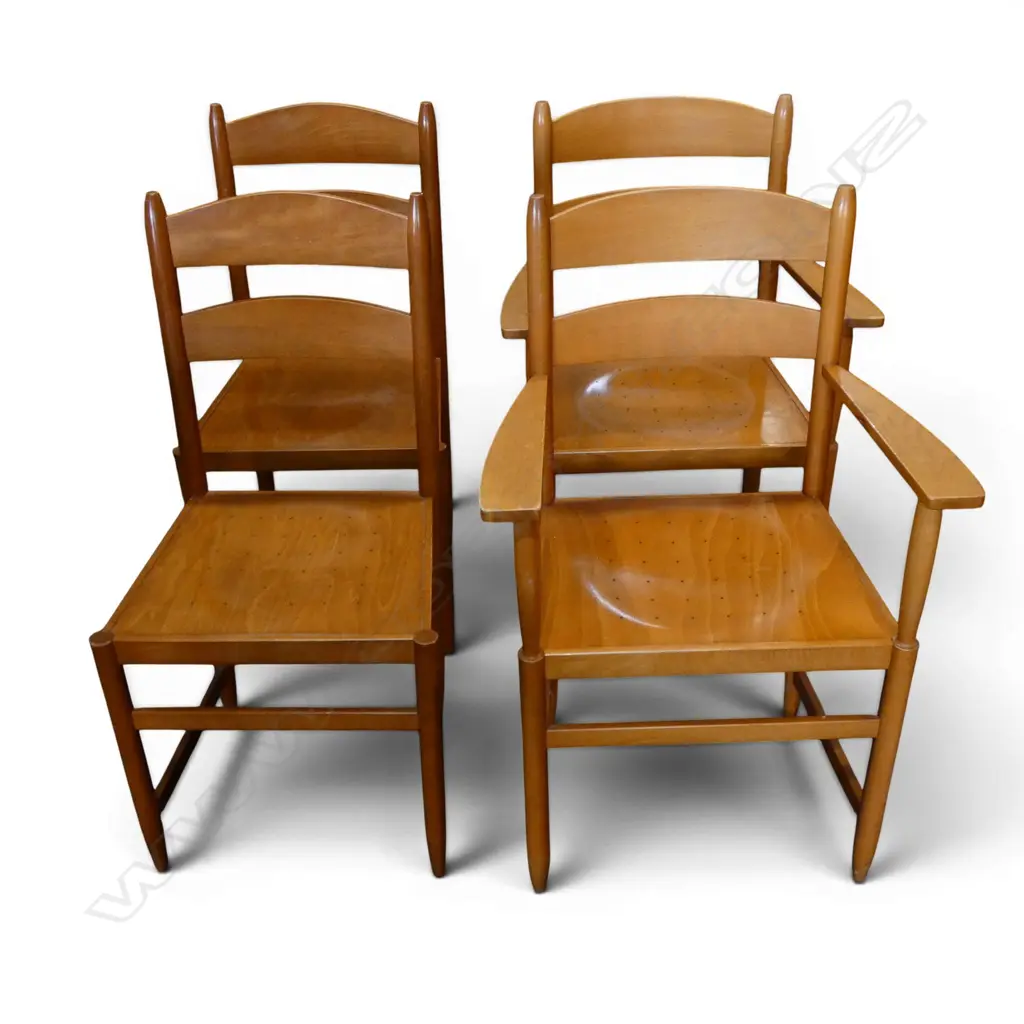 4 CHAIRS 'MAGIS MADE IN ITALY / WOODIES / DESIGN PLAN STUDIO'  Image 1++