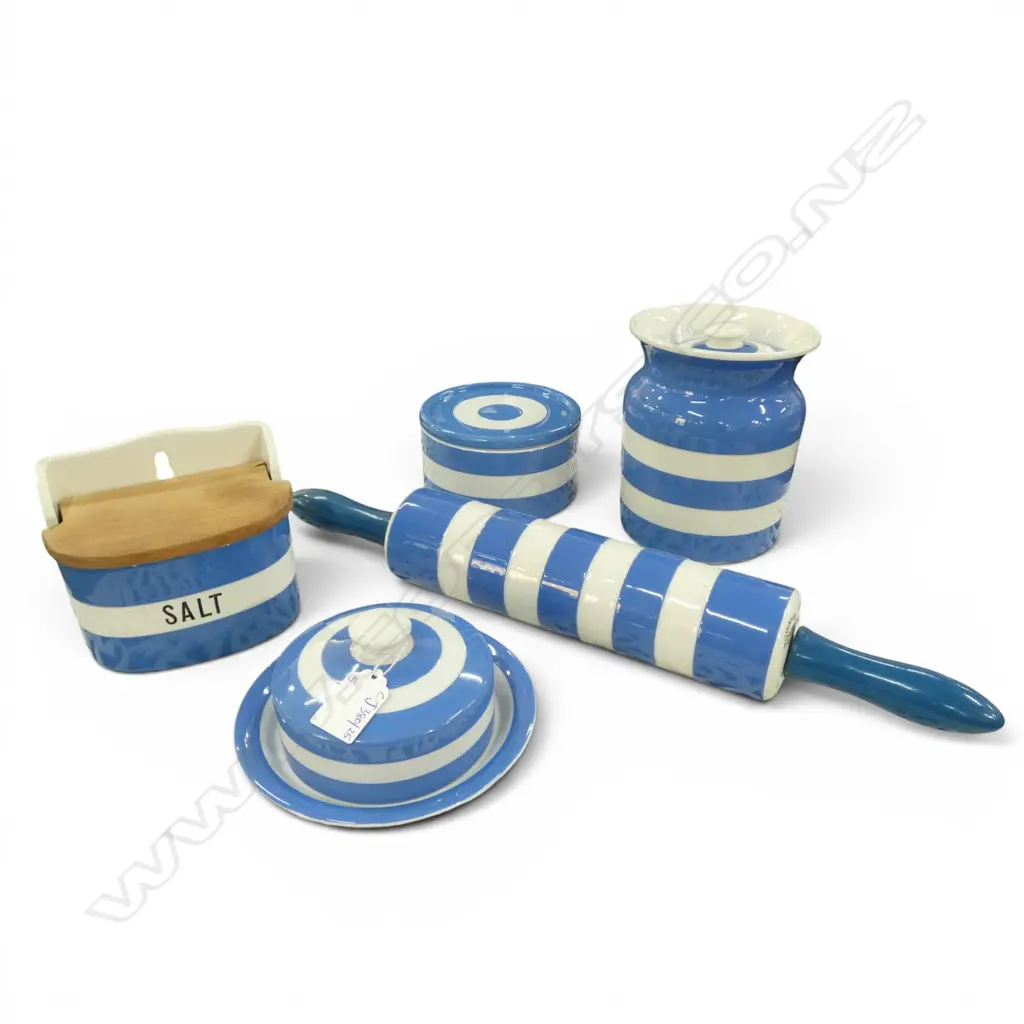 5 PCES CORNISHWARE; ROLLING PIN (T G GREEN), SALT, 3 LIDDED CONTAINERS Image 1++