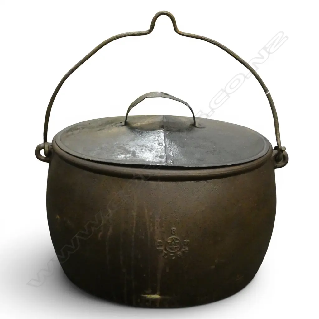 LG CAST IRON CAMP OVEN W.490mm Image 1++