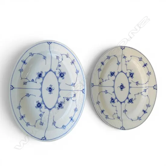 2 ROYAL COPENHAGEN OVAL ASHET PLATES 370x290, 300x235mm