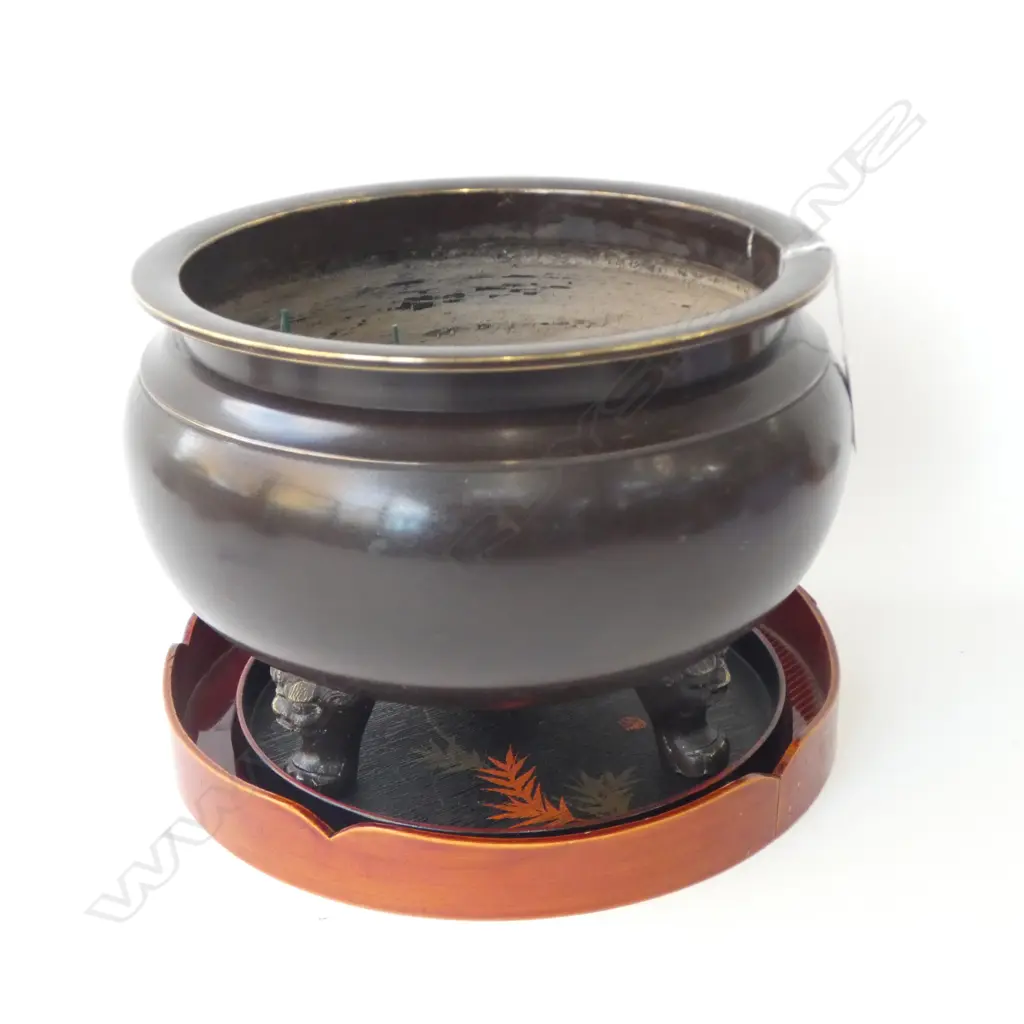 OLD JAPANESE BRONZE TEMPLE INCENSE BURNER WITH ORIGINAL ASH. H.210mm. Dia.270mm. Image 1++