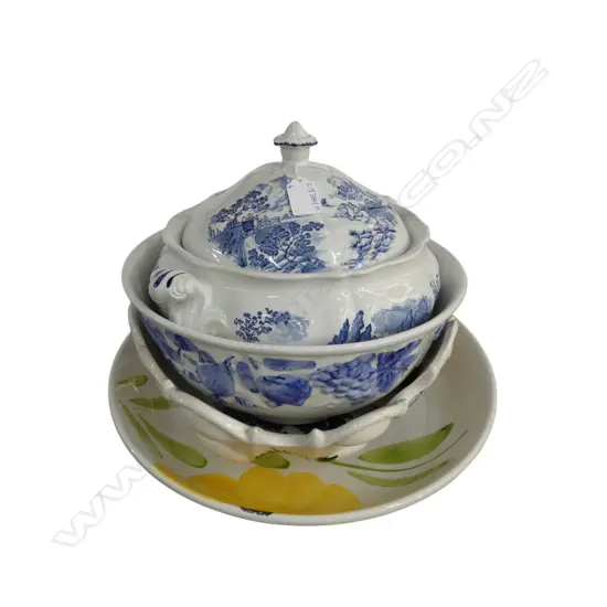 3 LG BOWLS + RIDGWAY SOUP TUREEN