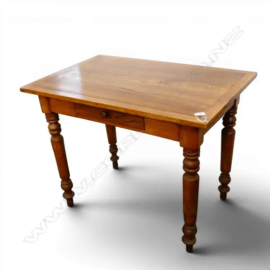 VINTAGE FRENCH WOODEN TABLE w. 1 DRAWER 890x575x690mm