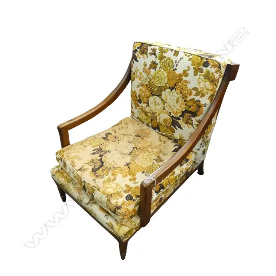 RETRO / MID CENTURY ARMCHAIR