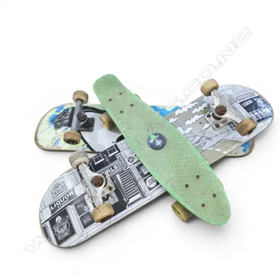 3 SKATEBOARDS L 800 mm