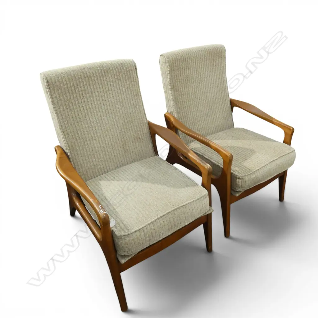 PR RETRO / MID CENTURY ARMCHAIRS Image 1++