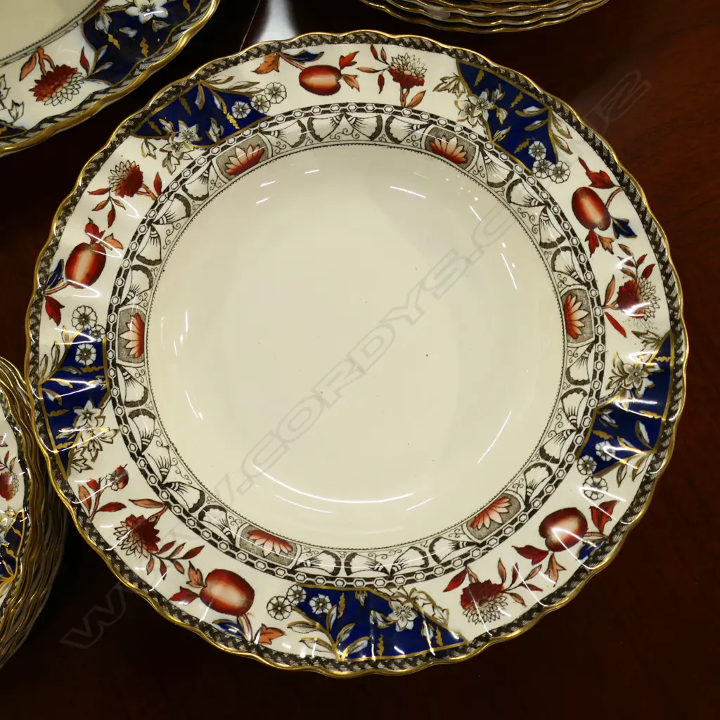 LG COPELAND SPODE PART DINNER SERVICE Image 1++