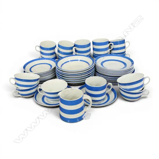 ASST. CORNISHWARE INCL. 16 CUPS, JUG ETC