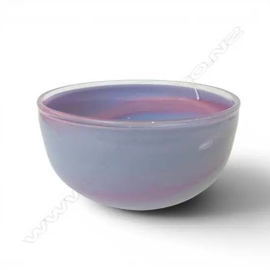ART GLASS BOWL SIGNED 'OLA & MARIE HOGLUND 1987 NZ' H.140mm, 230mm dia