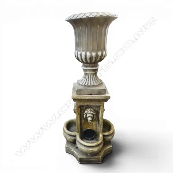RESIN FOUNTAIN 550x550x1320mm
