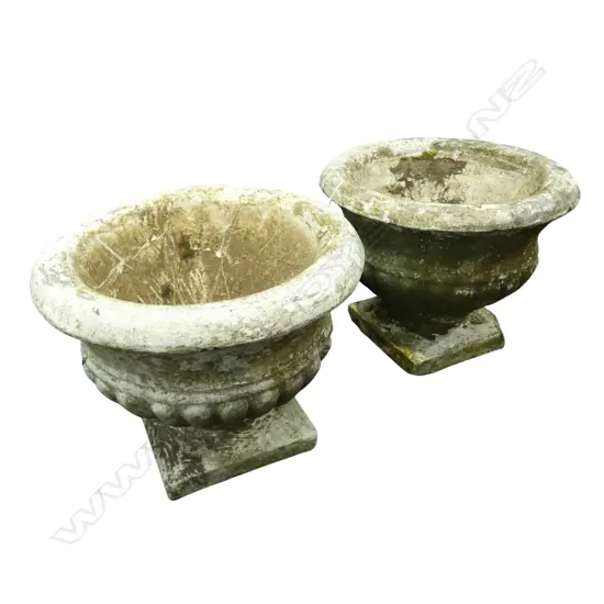 2 CONCRETE GARDEN PLANTER URN POTS H.290mm, 370mm dia
