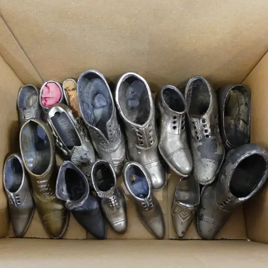BOOT PIN CUSHIONS (16 APPROX)