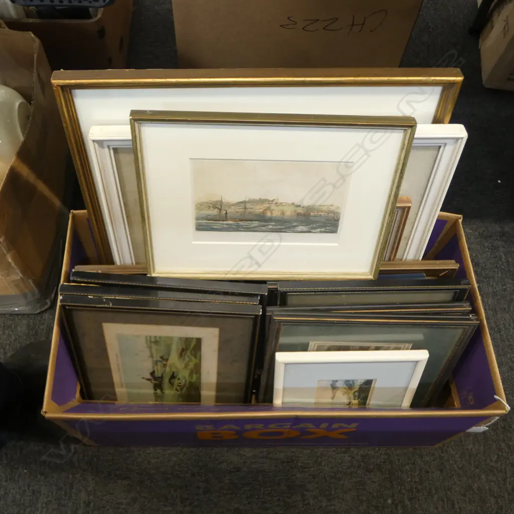 ASST. ARTWORKS INCL PORTRAIT PRINT IN GILT FRAME AF (Titian's Jacobo Sannazaro) 250x200mm Image 1++