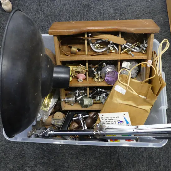 COLLECTION OF VARIOUS FITTINGS, KNOBS, etc