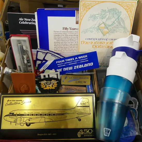 BOX LOT COLLECTION OF AIR NZ/TEAL MEMORABILIA