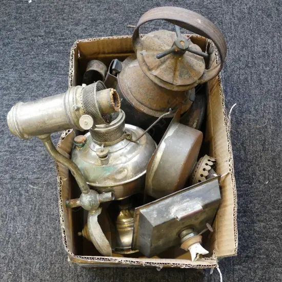 RAILWAY LANTERN + 2 PART KEROSENE LAMPS