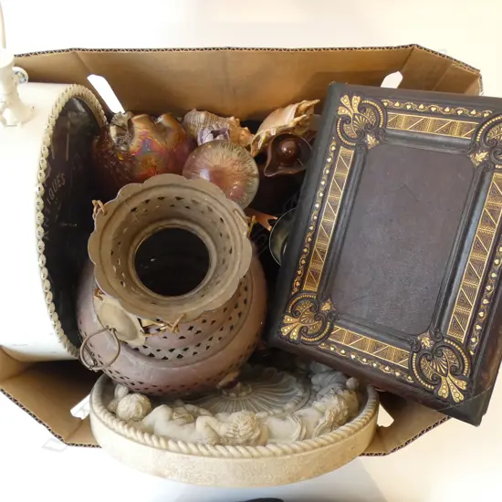 Box lot