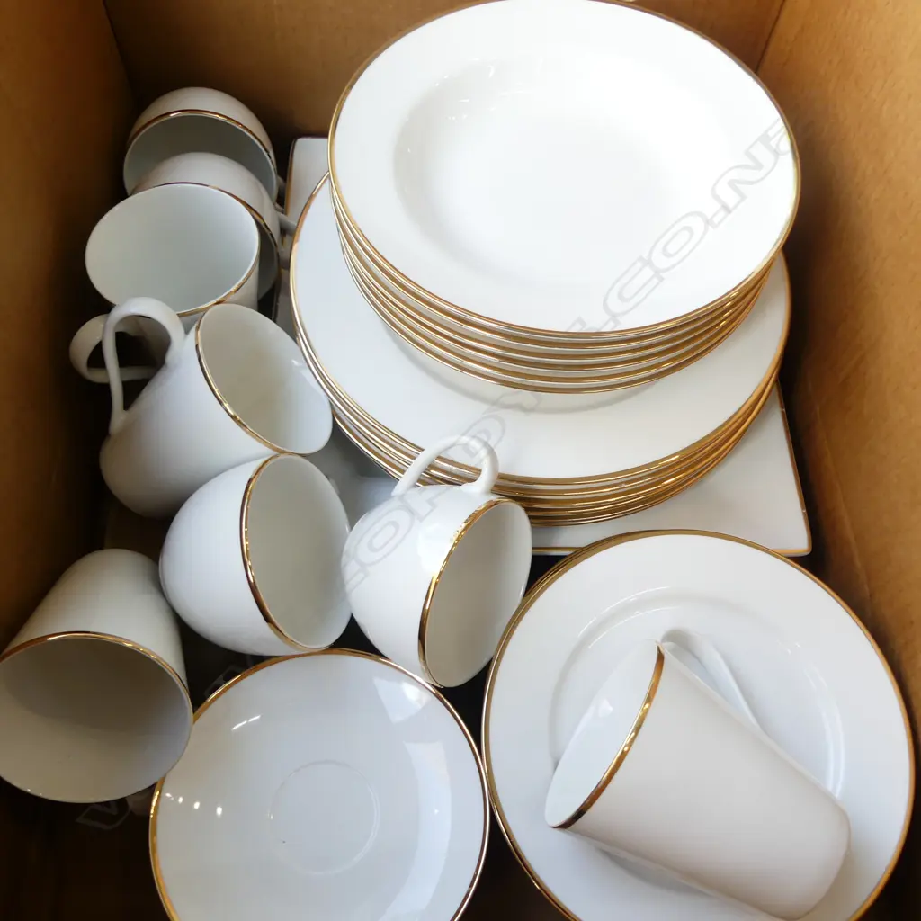 ASST. MAXWELL WILLIAMS WHITE GOLD CHINA  Image 1++