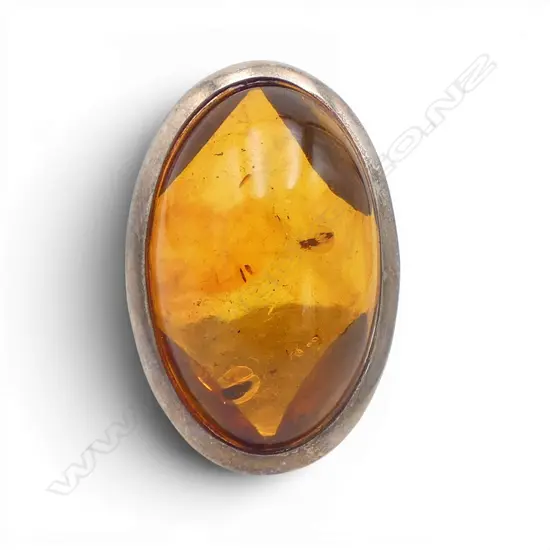 Silver & large clear cabochon amber set ring 5.87gms SIZE Q