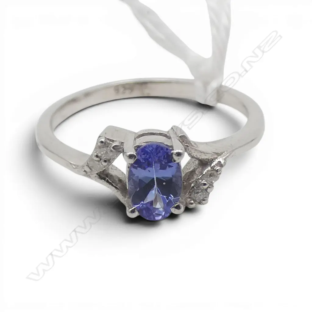 SILVER DIAMOND & TANZANITE RING SIZE N Image 1++