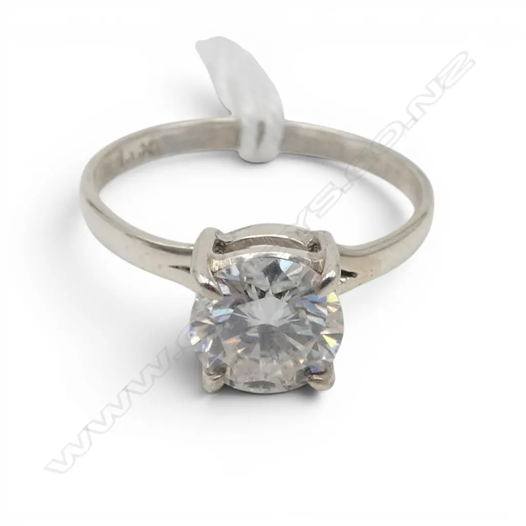 SILVER MOISSONITE RING SIZE P Image 1++
