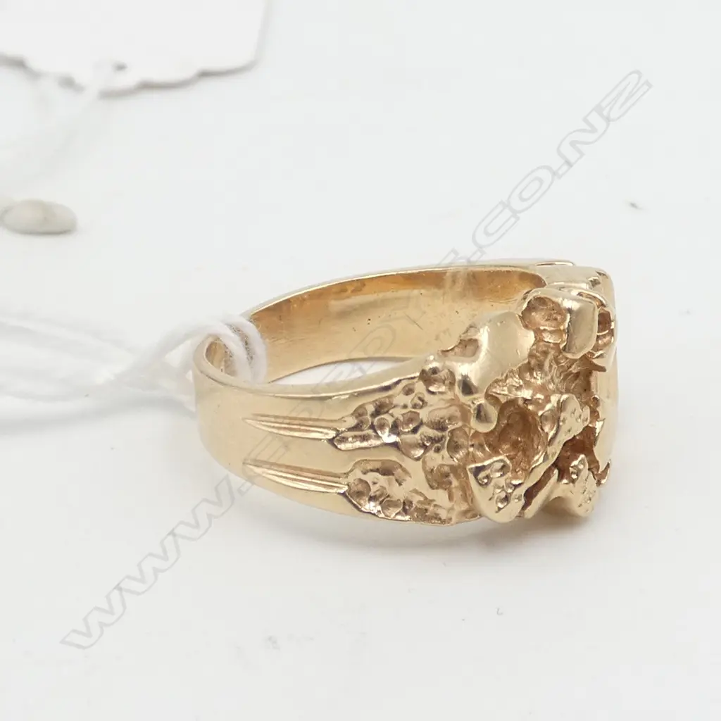10ct NUGGET STYLE RING, 9.19gm SIZE P Image 1++