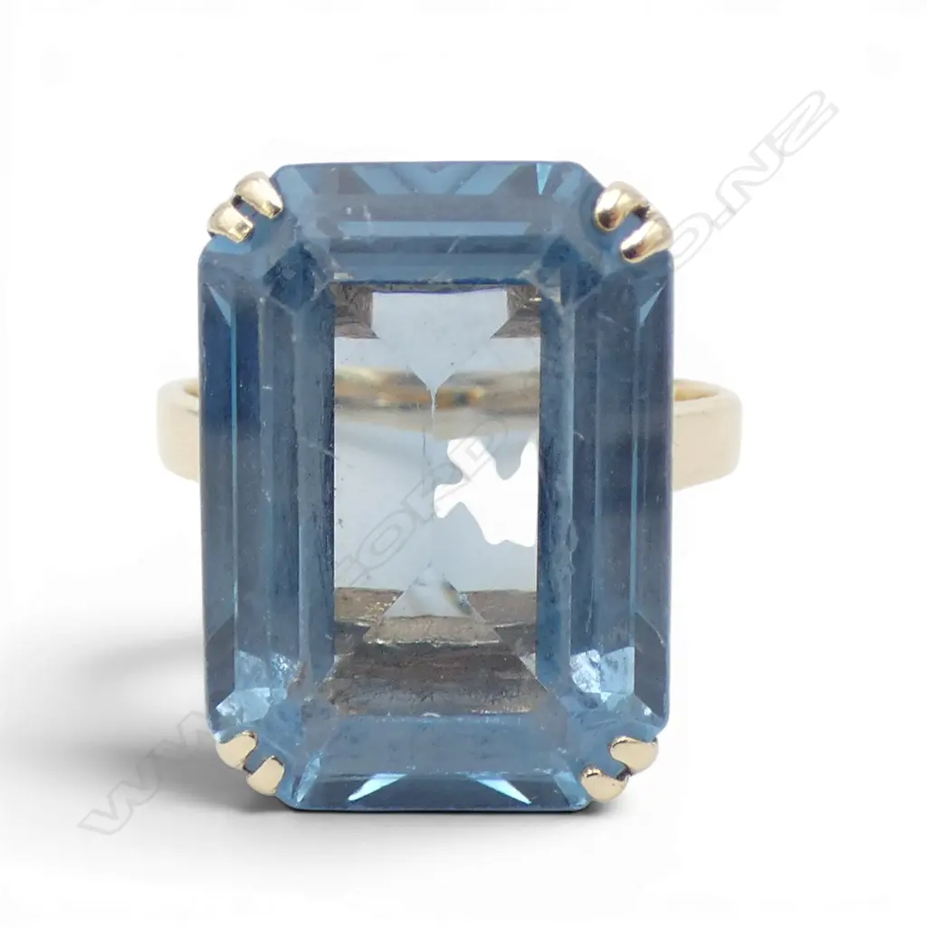9CT GOLD BLUE TOPAZ DRESS RING SIZE N (6.1 Gms includes stone) Image 1++