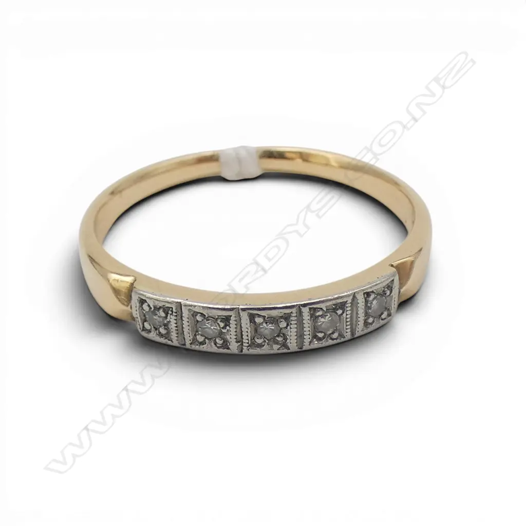18CT DIAMOND ETURNITY RING, 2.5gms SIZE Q Image 1++