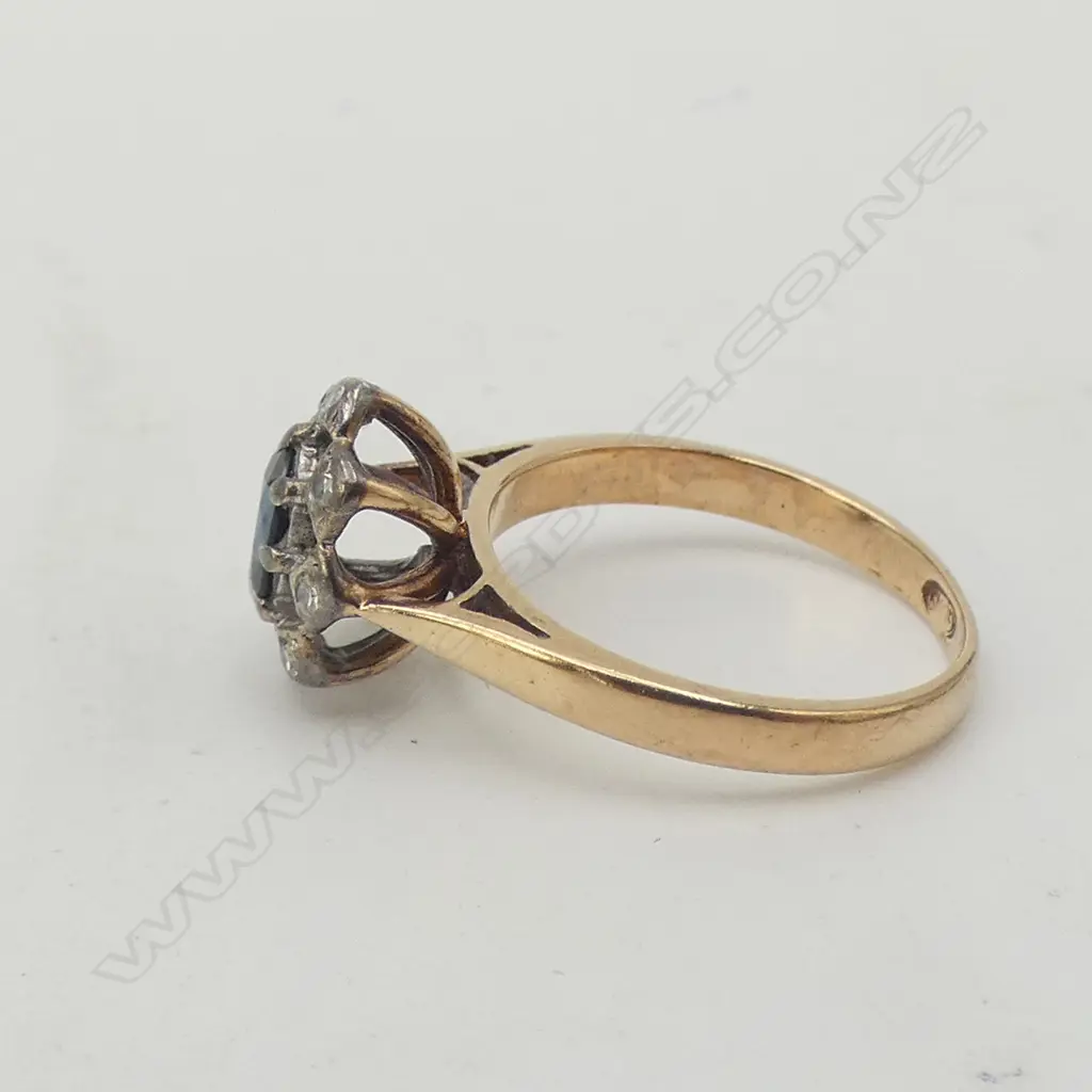 9CT SAPPHIRE & DIAMOND RING 2.2gms SIZE I 1/2 Image 1++
