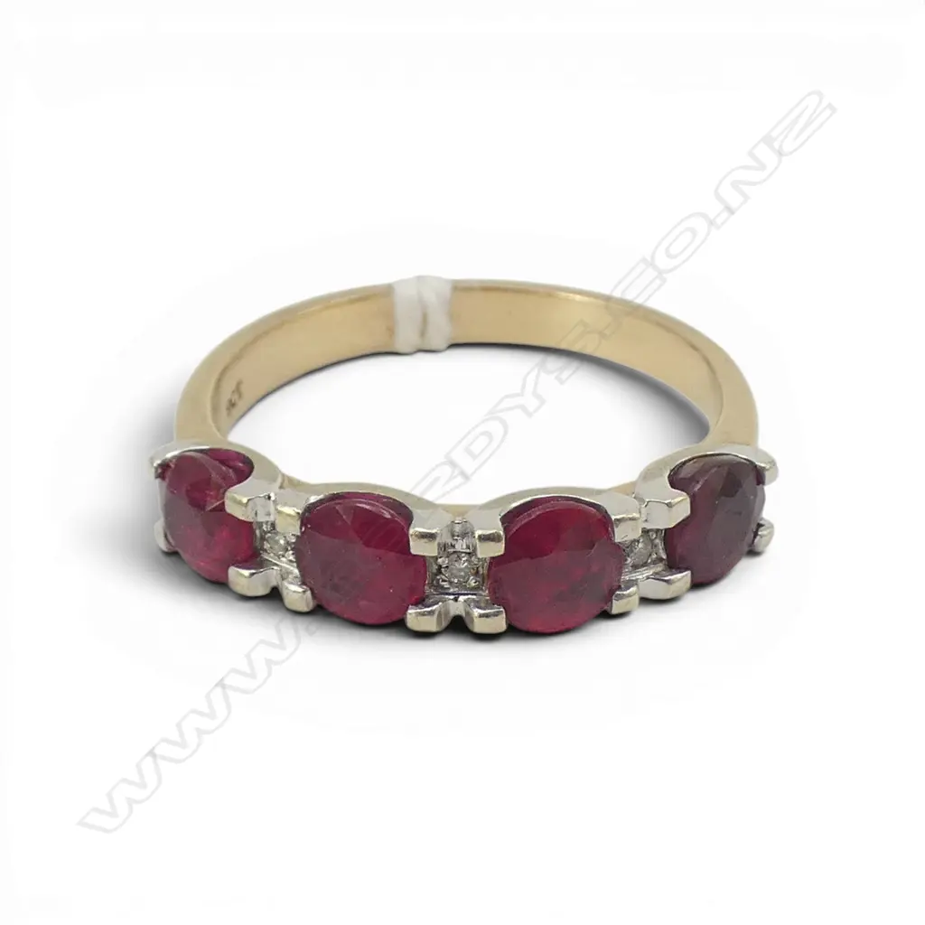 9ct GOLD RUBY & DIAMOND 4 STONE BRIDGE RING, 2.7gm SIZE O Image 1++