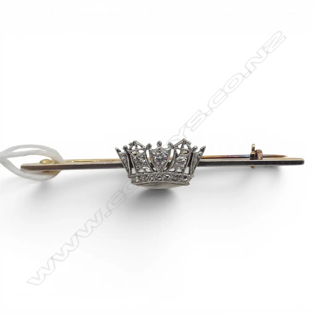 VINTAGE QUALITY 18ct GOLD & PLATINUM FRONTED & DIAMOND ROYAL MARINES BROOCH Crown form 3.5gms Image 1++