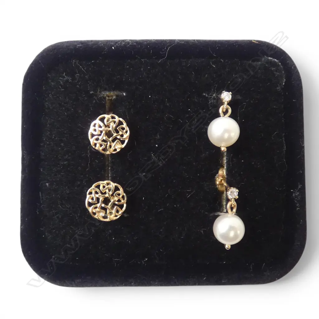 2 PRS 9CT EARRINGS, 1.3gms (1 BUTTERFLY MISSING)  Image 1++