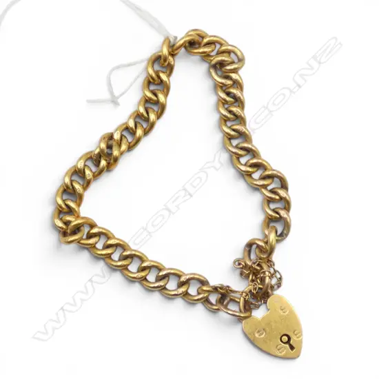 9CT BRACELET w. HEART SHAPED CLASP L.180mm, 9.8gms