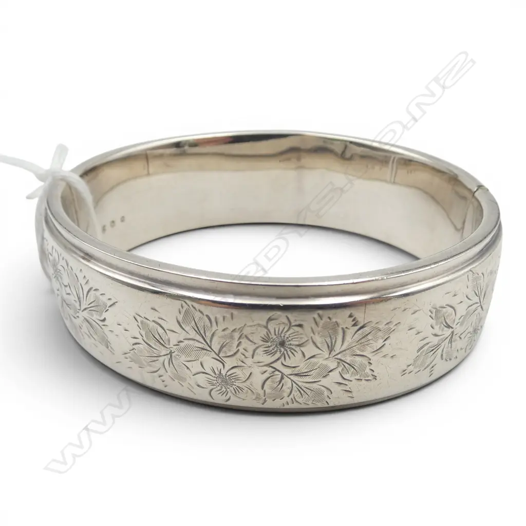 S/SILVER BANGLE 27GMS english hallmarks Image 1++