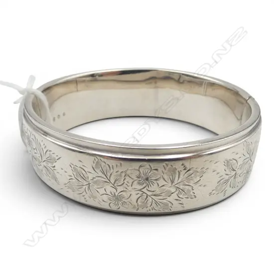 S/SILVER BANGLE 27GMS english hallmarks