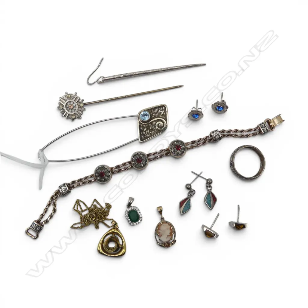 3 PRS STG SILVER EARRINGS + PENDANT, CLIP, GP PENDANT NECKLACE, CAMEO w. 9CT BAIL ETC Image 1++