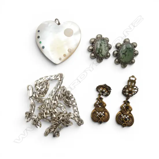 925 SILVER NECKLACE L.590mm 26gms, 2 PRS EARRINGS, MoP HEART PENDANT 50x50mm