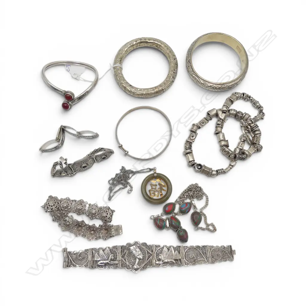 ETHNIC SILVER / SILVER TONE JEWELLERY Image 1++