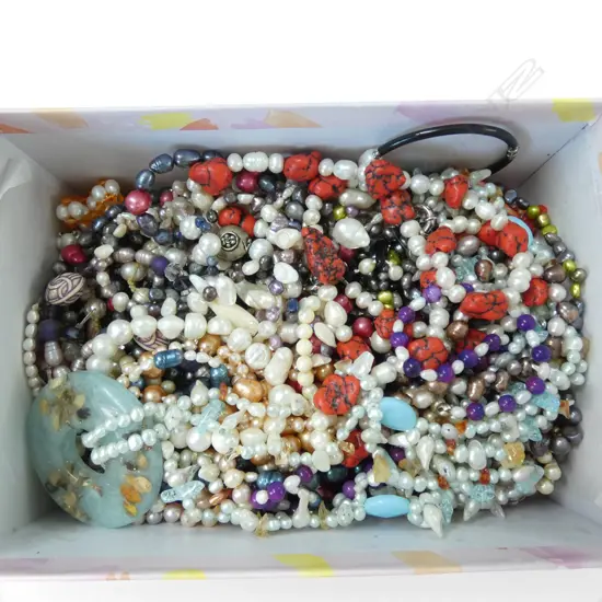 ASST. PEARL NECKLACES ETC