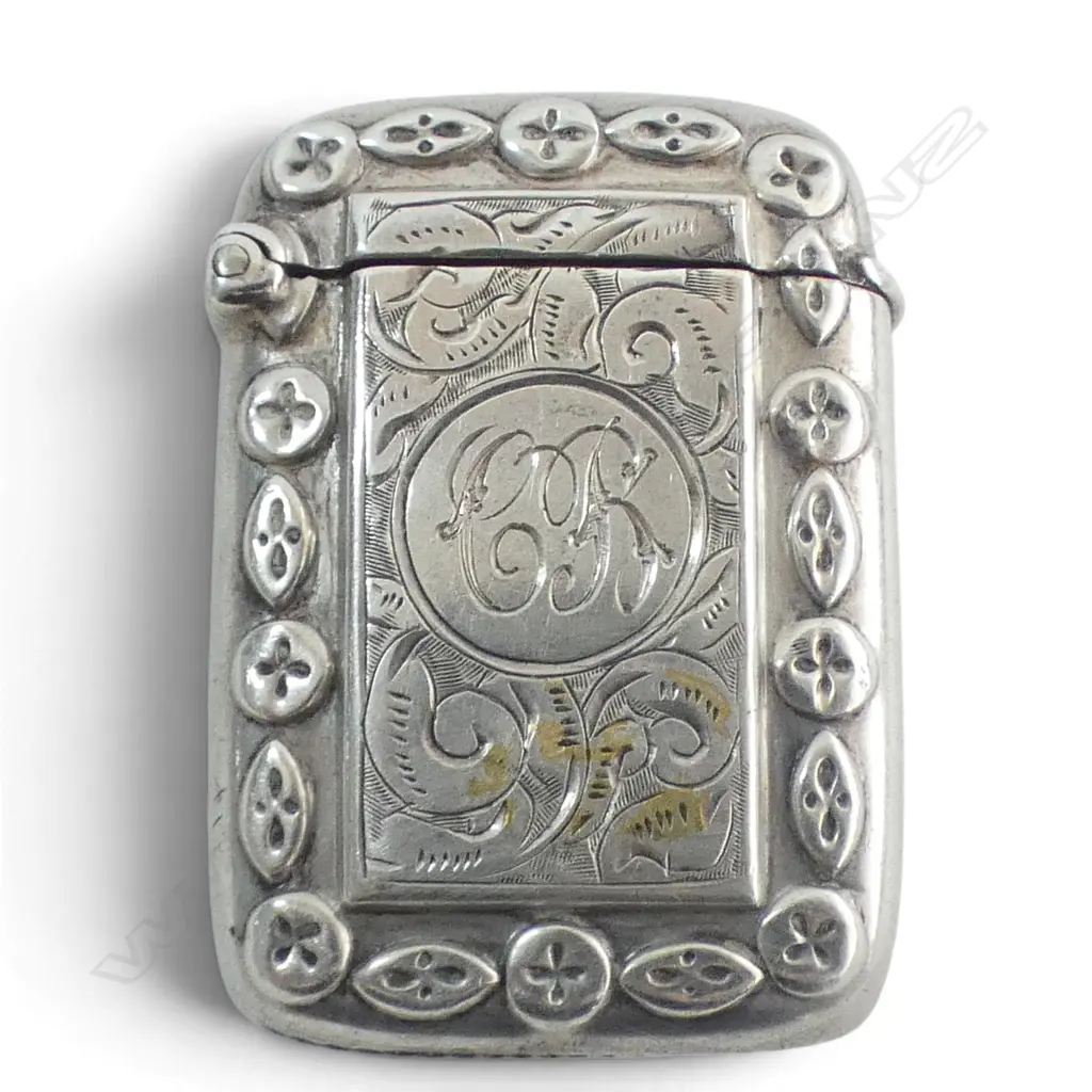 EDWARDIAN SILVER VESTA nicely engraved 15.7gms Image 1++