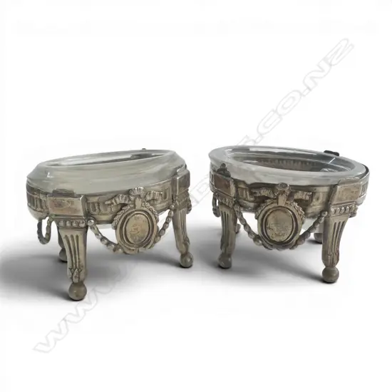 PR ANTIQUE FRENCH EMPIRE STYLE HALLMARKED SILVER  GLASS LINED TABLE SALTS SILVER WEIGHT 155GMS (faults to both)