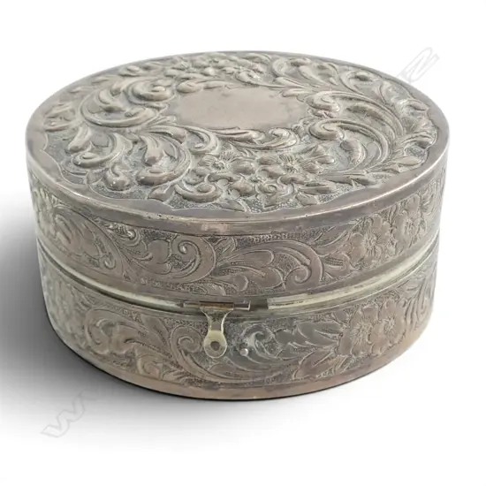 Birmingham 1901 EMBOSSED SILVER travelling HAIR CURLING TONG WARMER