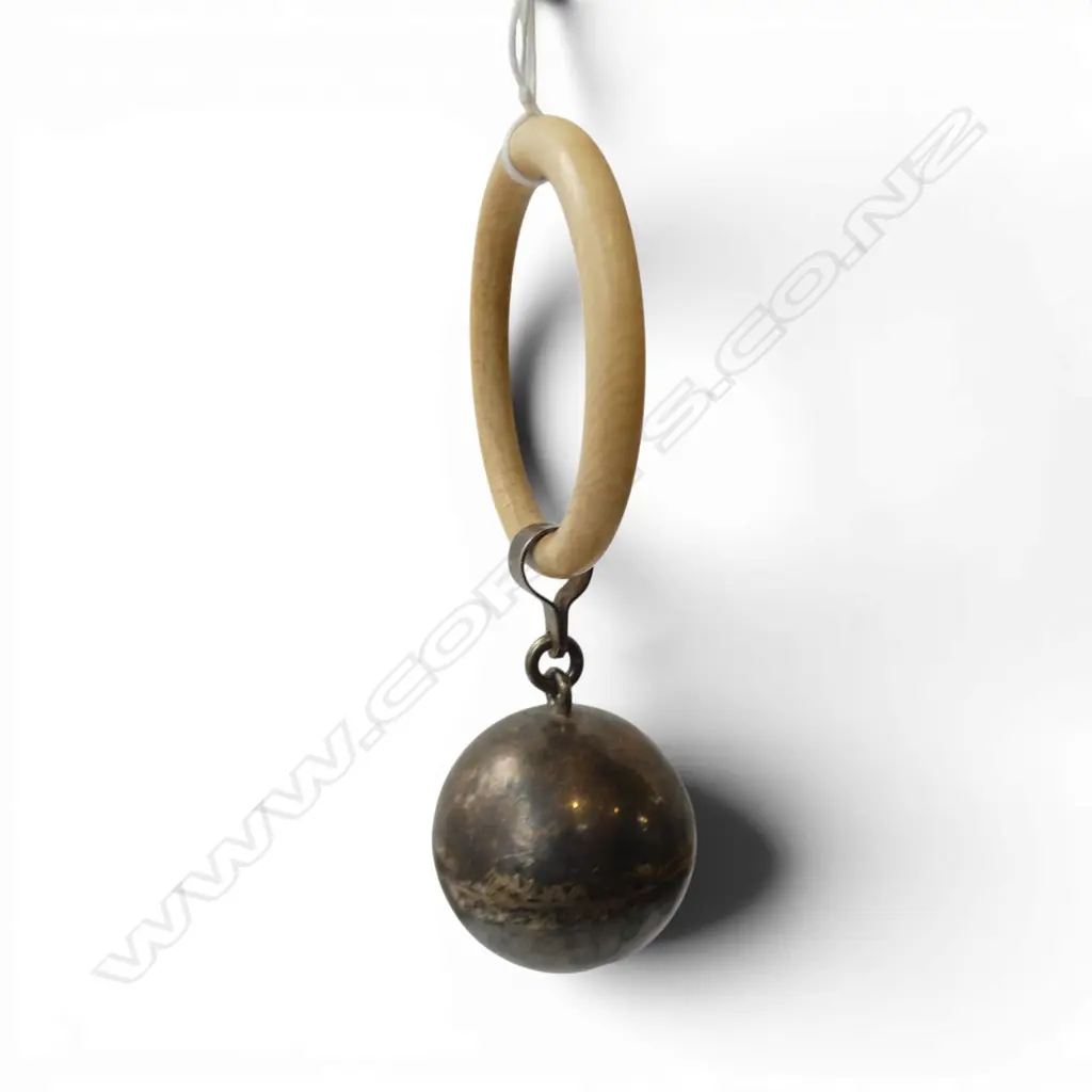 STG SILVER & IVORY BABIES RATTLE / TEETHING RING Image 1++